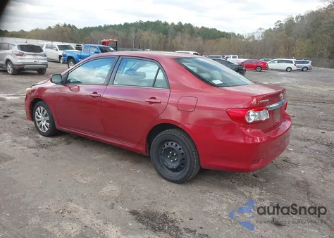 2013 Toyota Corolla Le z USA, uszkodzony, nr VIN 5YFBU4EE4DP094033